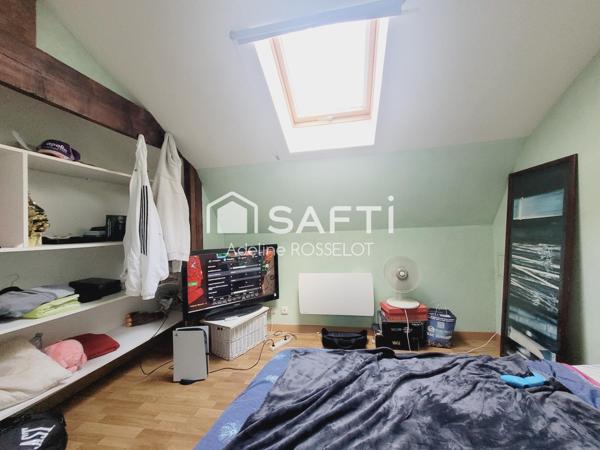 Maison à rénover en partie - Commodités à pied