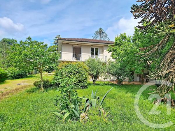 Maison à vendre  11 pièces - 253 m 2   LAVAUR  - 81