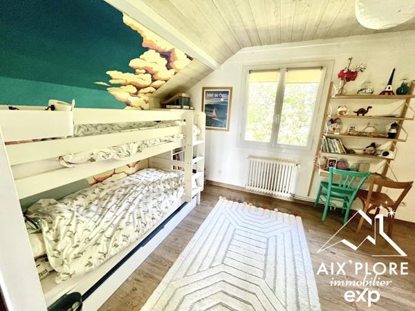 Coup de cœur à Tresserve : magnifique maison individuelle 4 pièces, sur terrain plat d'exception constructible de 2 288 m², accès lac à pied