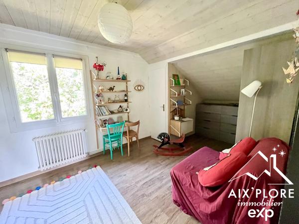 Coup de cœur à Tresserve : magnifique maison individuelle 4 pièces, sur terrain plat d'exception constructible de 2 288 m², accès lac à pied