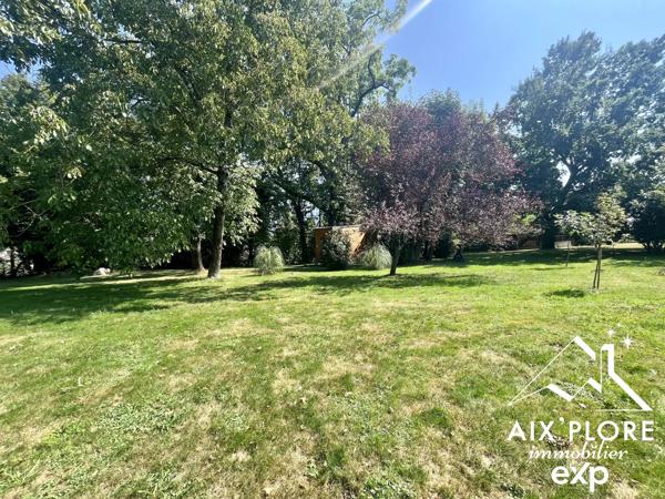 Coup de cœur à Tresserve : magnifique maison individuelle 4 pièces, sur terrain plat d'exception constructible de 2 288 m², accès lac à pied