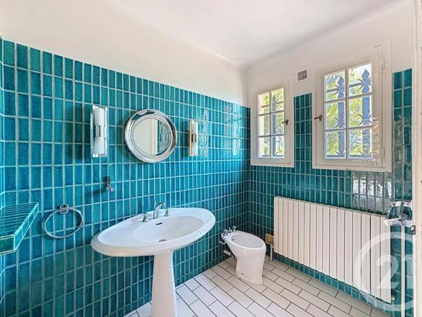 Maison à vendre  5 pièces - 145 m 2   CERET  - 66