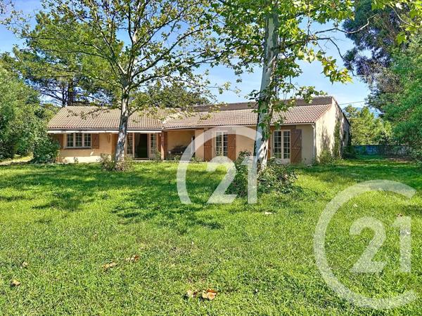 Maison à vendre  5 pièces - 145 m 2   CERET  - 66