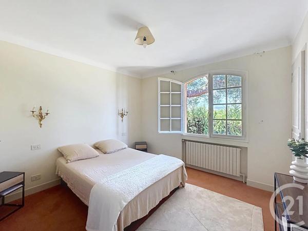 Maison à vendre  5 pièces - 145 m 2   CERET  - 66