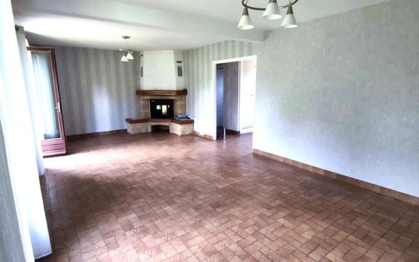 Maison à vendre    6 pièces • 123 m2 Sermiers