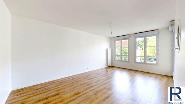 Le Plessis-Robinson (92350) Le Plessis-Robinson Coeur de Ville, Bel appartement de 3 pièces 71 m2 avec balcon parking boxé et cave