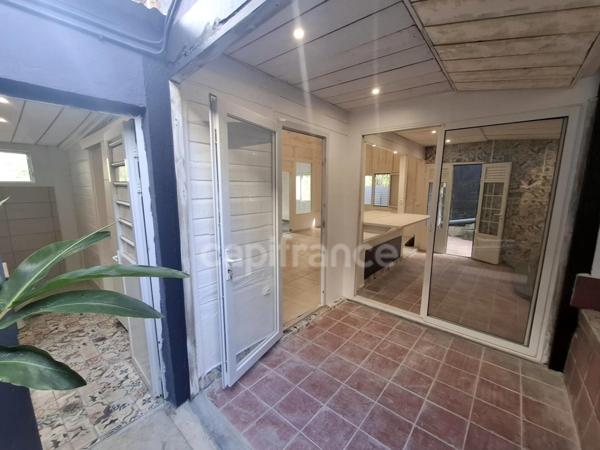 A louer - Maison rénovée à Schoelcher - Quartier Plateau Fofo