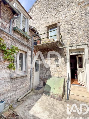 Maison à vendre 8 pièces 156 m² Moret-Loing-et-Orvanne