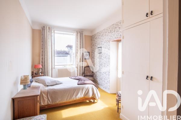 Maison à vendre 8 pièces 156 m² Moret-Loing-et-Orvanne