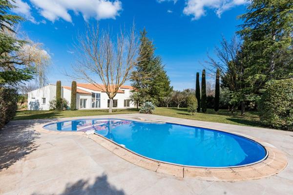 Élégante villa contemporaine 5 suites