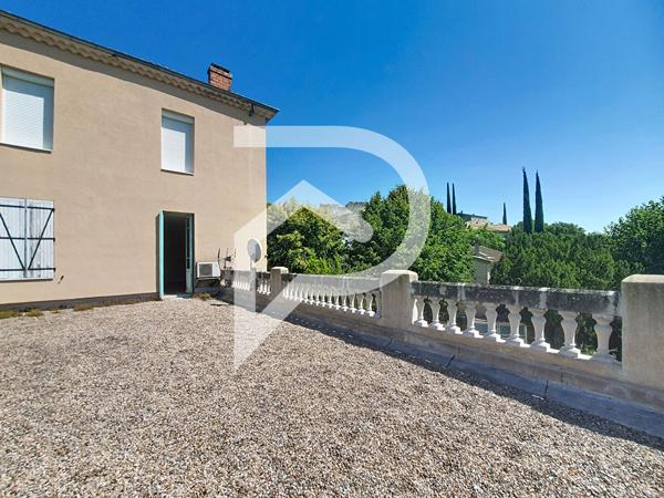 Maison 12 pièces 276 m2