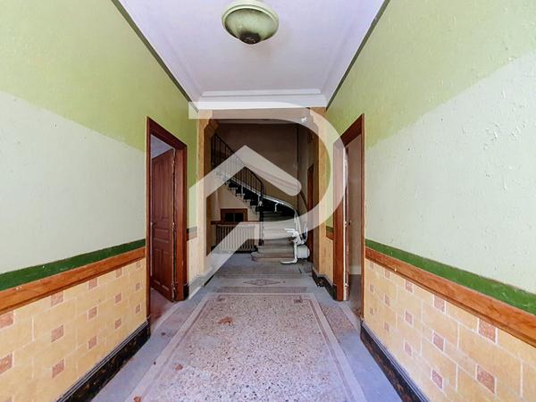 Maison 12 pièces 276 m2