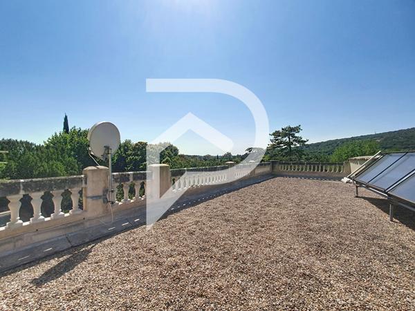 Maison 12 pièces 276 m2