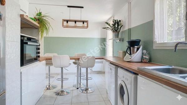 Grand T5 de plain-pied à Martigues,100 m²