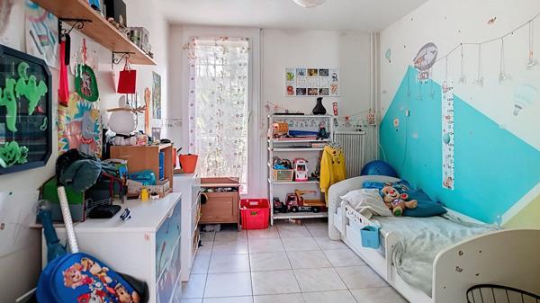 Grand T5 de plain-pied à Martigues,100 m²