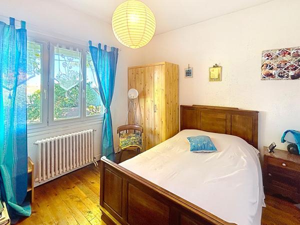 MAISON AGREABLE AVEC GRAND TERRAIN CONSTRUCTIBLE / IDEALE FAMILLE PAMIERS