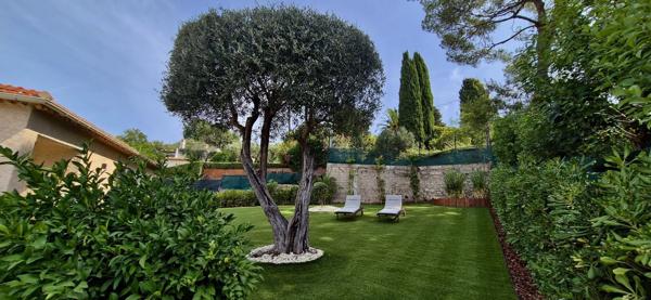 Magnifique villa traditionnelle entièrement rénovée à Mougins