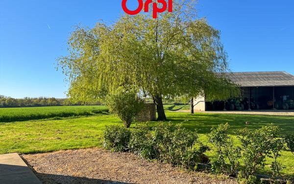 Maison à louer    5 pièces •  Cherré