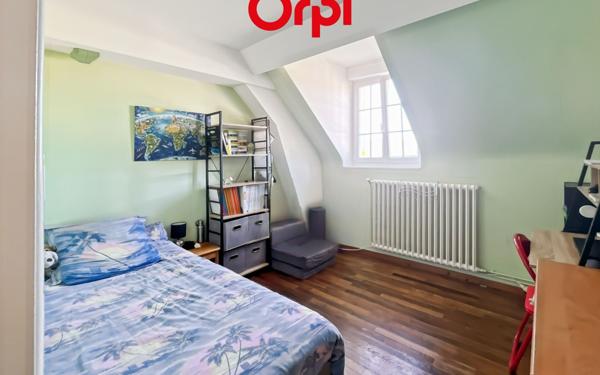 Maison à louer    5 pièces •  Cherré