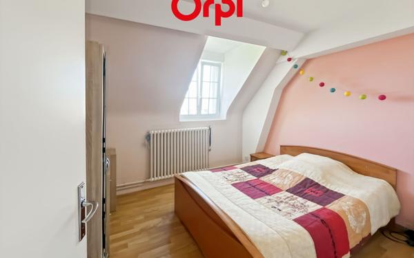 Maison à louer    5 pièces •  Cherré