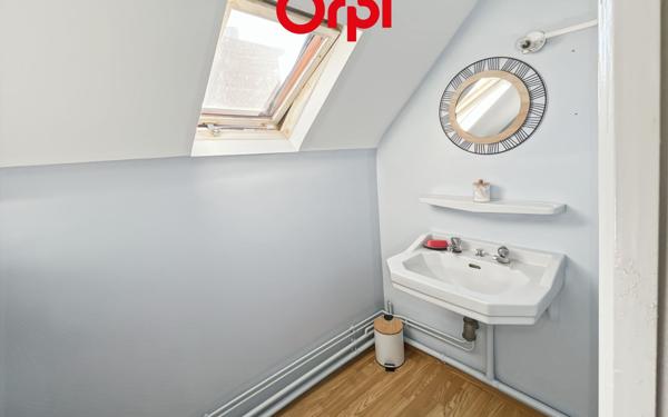 Maison à louer    5 pièces •  Cherré