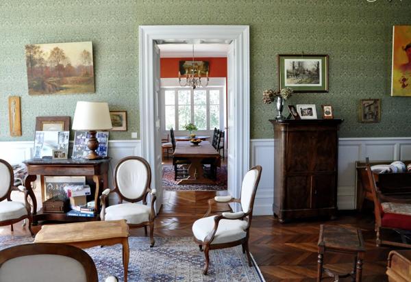 Château Classé de 1840 avec Dépendance et Installations Équestres sur 5,11 ha