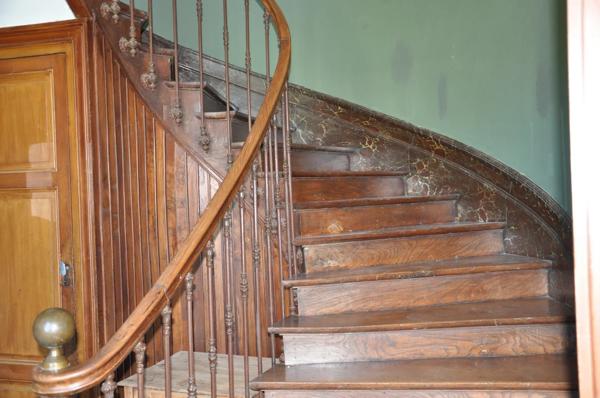 Château Classé de 1840 avec Dépendance et Installations Équestres sur 5,11 ha