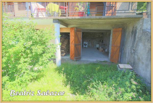 A Seyne-les-Alpes appartement T2, 31 m² avec terrasse, jardin et grand atelier dans un environnement très calme.