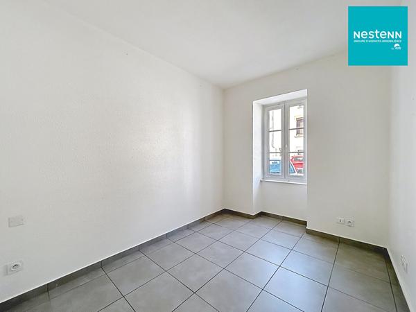 Appartement Sury Le Comtal 2 pièce(s) 31 m2
