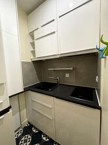 Charmant studio au pied de Montmartre ? Ideal pied-a-terre ou investissement