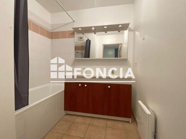 Location Appartement 3 pièces 71 m² - 16 BOULEVARD MARAT Poitiers 86000