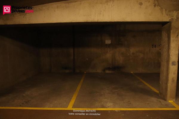 Appartement Pantin 4 pièce(s) 96.96 m2 avec  cave et parking