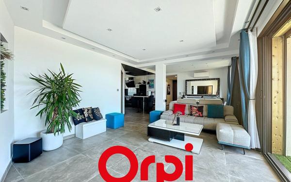 Appartement à vendre    3 pièces • 81,76 m2 Bandol