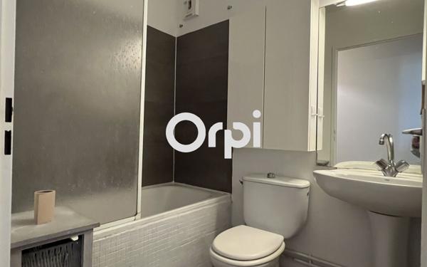 Appartement à vendre    1 pièce • 27,17 m2 Élancourt