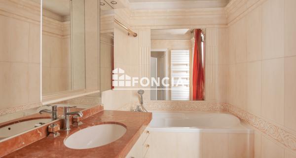 À vendre Appartement 5 pièces 123.66 m² - Orléans 45000