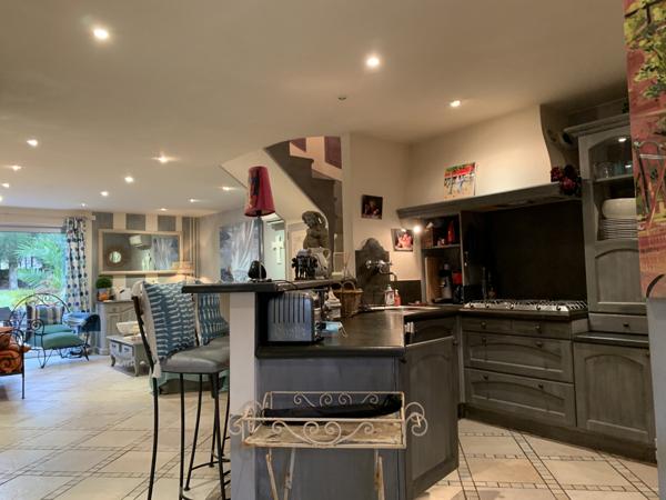 Saint-Tropez (83990) SAINT-TROPEZ Duplex avec solarium