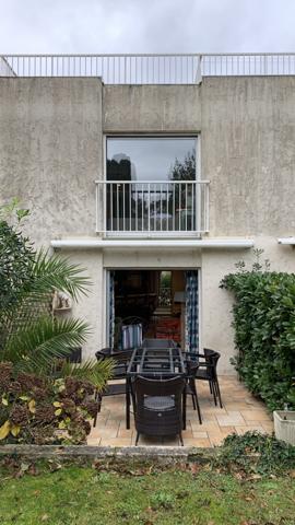 Saint-Tropez (83990) SAINT-TROPEZ Duplex avec solarium