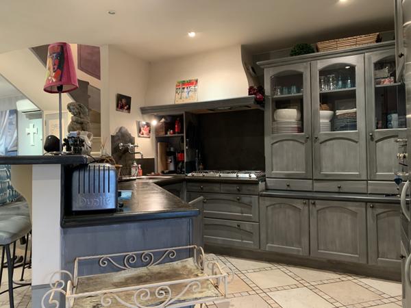 Saint-Tropez (83990) SAINT-TROPEZ Duplex avec solarium