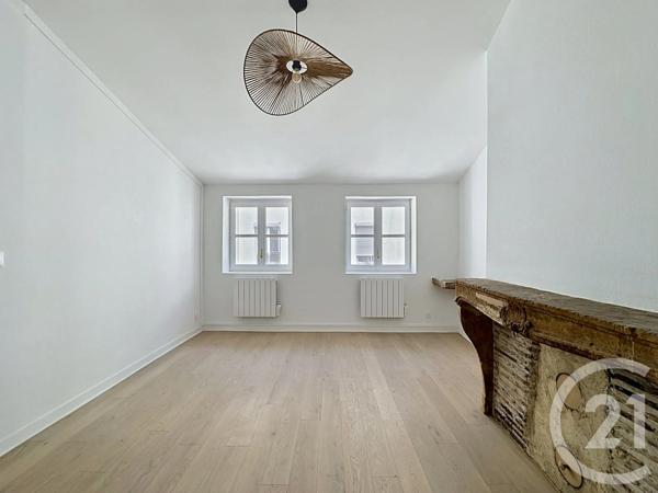 Appartement F3 à vendre  3 pièces - 43,27 m 2   LYON  - 69001