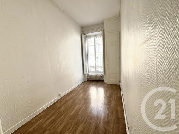 Appartement F3 à vendre  3 pièces - 43,27 m 2   LYON  - 69001