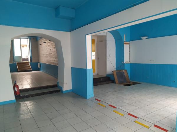 Local commercial proche Delille