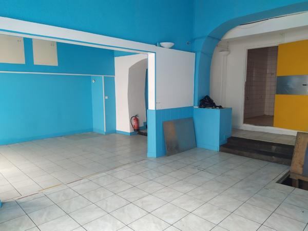 Local commercial proche Delille