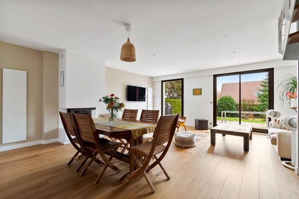 Maison Saint Germain En Laye 8 pièce(s) 170 m2 €1 242 000 ** - Référence 17710