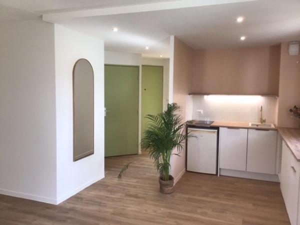 Appartement T2 proche centre ville et de ses commodités.