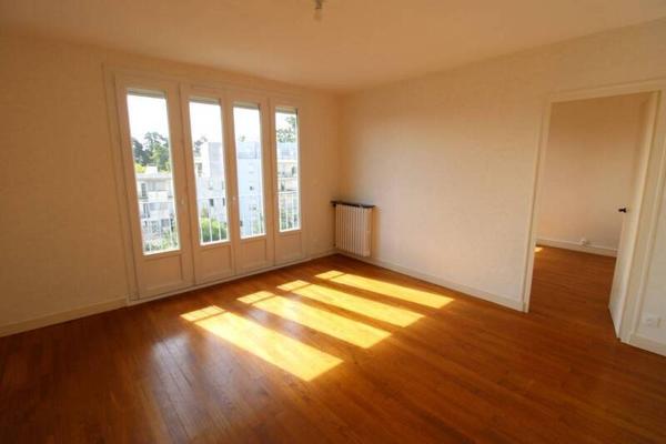 Appartement 2 pièces                                        - 44000 Nantes Réf : 11838