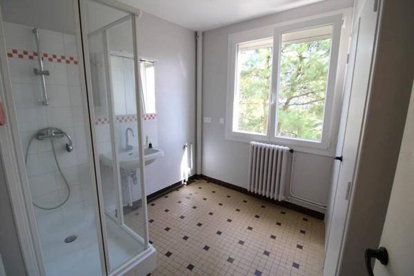 Appartement 2 pièces                                        - 44000 Nantes Réf : 11838