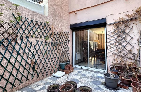 Saint-Estève (66240) SAINT ESTEVE - Maison 2 faces sur parcelle de 181m2