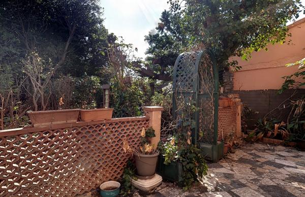 Saint-Estève (66240) SAINT ESTEVE - Maison 2 faces sur parcelle de 181m2