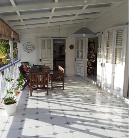 TRES BELLE VILLA AU DIAMANT