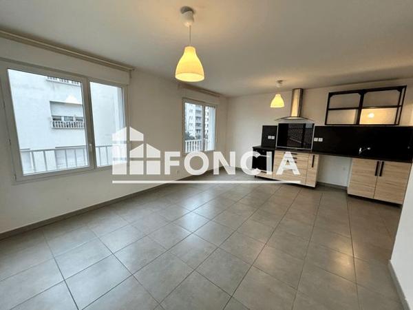 Location Appartement 4 pièces 75.62 m² - 24 26 RUE GEORGES SAND Villeurbanne 69100